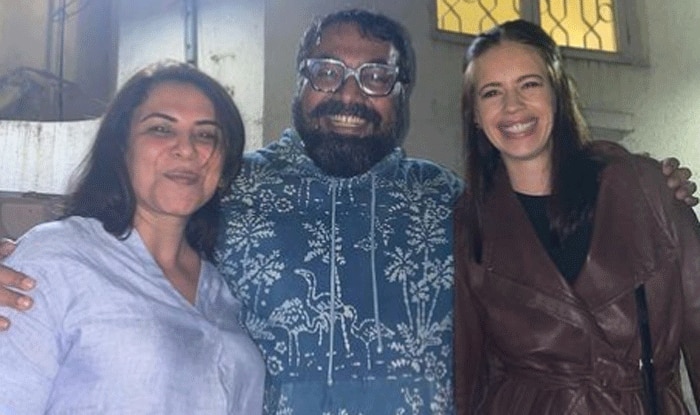 Dobaaraa Screening: अनुराग कश्यप ने अपनी दोनों एक्स वाइफ के कंधों पर हाथ रखकर खिंचवाईं फोटो, बोले- ये मेरे दो पिलर हैं