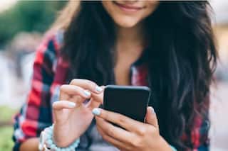 Jio, Vi Diwali Offers 2022: Check Best Recharge Plan to Buy During This Festive Season