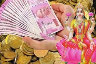 वास्तु टिप्स: घर में इन 5 चीजों को रखने से आती है कंगाली, बिना देर किए आज ही निकाल दें बाहर