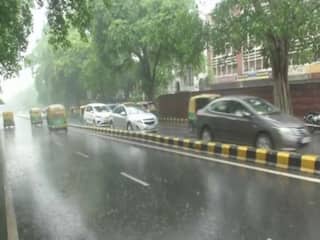 देश के इन हिस्सों में अगले 5 दिनों तक बारिश का अनुमान, जानें यूपी-बिहार और उत्तराखंड में कैसा रहेगा मौसम