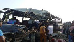 Lakhimpur Kheri Accident: लखीमपुर खीरी में यात्री बस और ट्रक में भिड़ंत, आठ लोगों की मौत और दर्जनों की हालत गंभीर