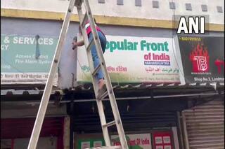 महाराष्ट्र: नवी मुंबई में भारी सुरक्षा के बीच PFI ऑफिस से बोर्ड हटाया गया