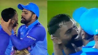WATCH: Rohit Sharma Grabs Dinesh Karthik By the Cheek in a Playful Manner, Video Goes VIRAL