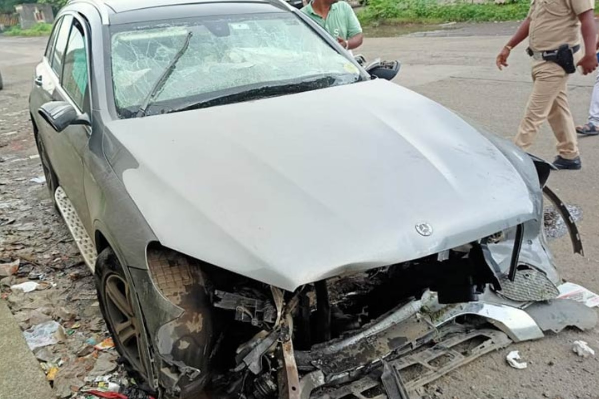 एक्सीडेंट से ठीक पहले साइरस मिस्त्री की कार में आखिर हुआ क्या था, मर्सिडीज ने सौंपी रिपोर्ट