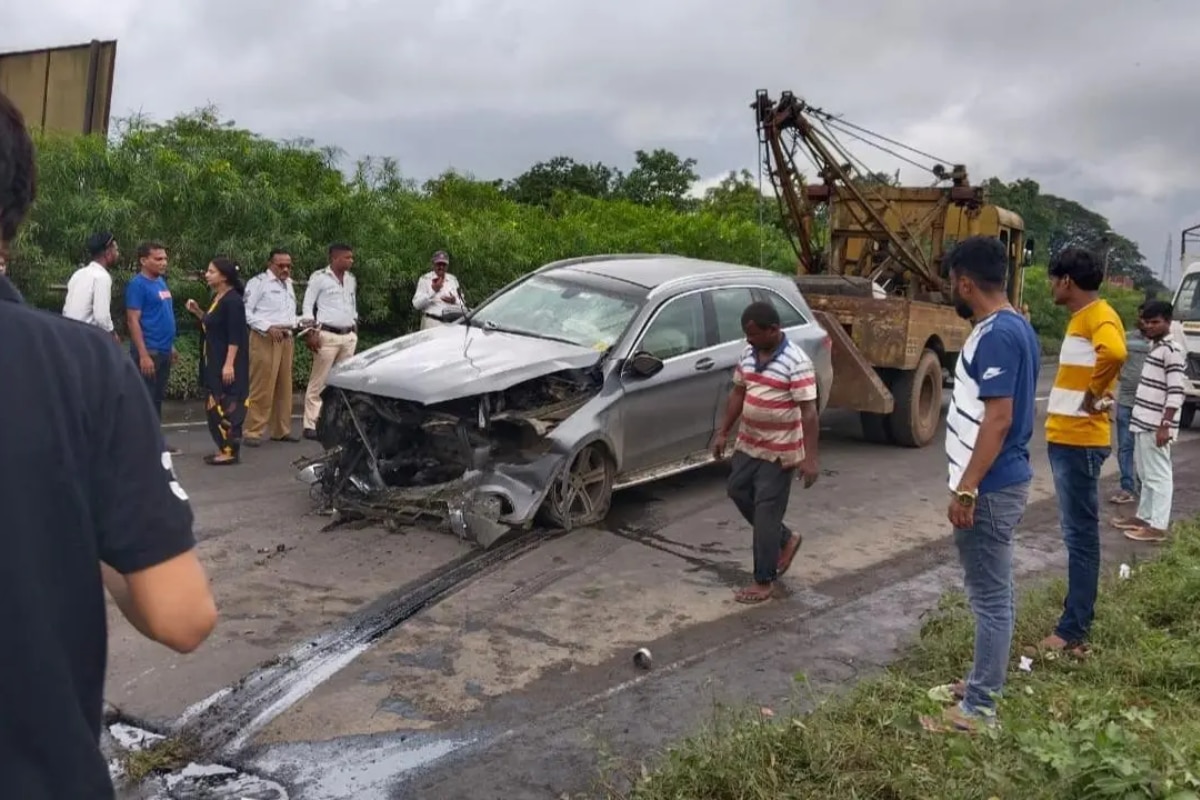 साइरस मिस्त्री की कार के इलेक्ट्रॉनिक कंट्रोल मॉड्यूल को जांच के लिए भेजा जा रहा है जर्मनी, सामने आएंगे मर्सिडीज से जुड़े ये पहलू
