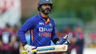 Suryakumar Yadav Ahead of Shubman Gill if Shreyas Iyer Misses Out - Dinesh Karthik Suggests India's Playing XI For 1st BGT Test vs Australia