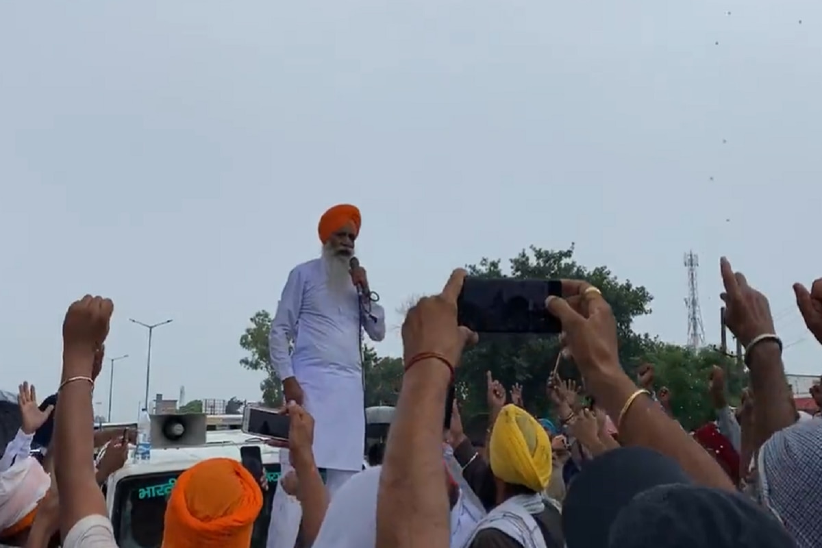 Massive Night Traffic Jam On Highway Near Kurukshetra As Farmers Hold Protest In Haryana | Watch Video