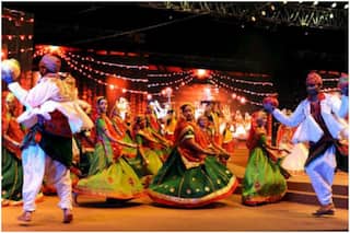 Navratri 2022: डांडिया-गरबा आयोजन को लेकर VHP की अपील, 'सिर्फ हिंदुओं को ही मिले प्रवेश- आधार देखकर हो एंट्री'