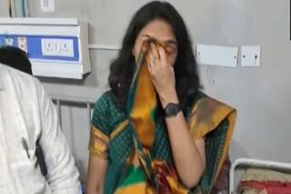 घायल बच्चे का दर्द देख कमिश्नर रोशन जैकब हुईं भावुक, रोक न पाईं आंसू, देखें VIDEO