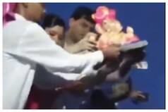 Navneet Rana, Husband Throw Lord Ganesh   s Idol In Water During Visarjan, Netizens Outraged | Watch Video