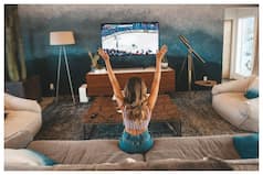Excessive Screen Time, Blue Light From Gadgets Linked To Obesity, Psychological Problems, Early Aging: Study