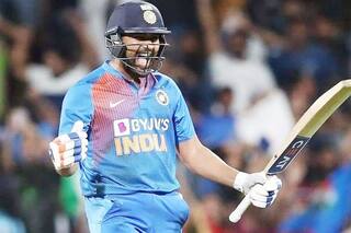 IND vs AUS- सिर्फ एक छक्के की पारी में ही रोहित शर्मा ने कर दी इस वर्ल्ड रिकॉर्ड की बराबरी