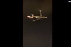 Mid-Air Horror: Video Shows Sparks Coming Out of United Airlines Boeing 777 After Facing Technical Glitch | WATCH