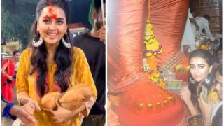 Tejasswi Prakash Vists Lalbaugcha Raja Sans Karan Kundrra, Naagin 6 Actress Looks Lovely In Yellow Ethnic Attire- See Pics & Video