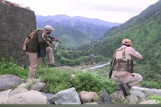 J&K Encounter: सुरक्षाबलों-आतंकियों के बीच मुठभेड़, अनंतनाग में दो दहशतगर्द ढेर