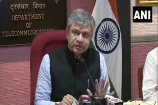 Indian Railways: रेलमंत्री ने दी बड़ी खुशखबरी-भारत में अब हाइड्रोजन से चलेंगी ट्रेनें, जल्द दौड़ेंगीं 72 वंदे भारत एक्सप्रेस