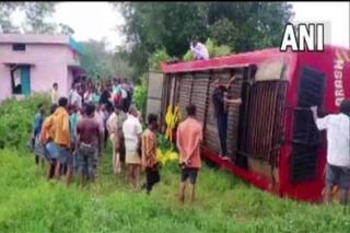 3 People Killed, 6 Injured After Bus Overturns in Chhattisgarh's Jashpur District