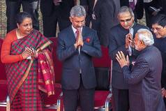 'Jaage Ho, TV Dekh Rahe Ho?’ When PM Modi's Midnight Call Surprised Foreign Minister Jaishankar