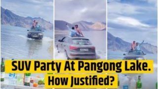 पैंगोंग झील में कार ले जाते रहे पर्यटक तो आगे क्या होगा, पर्यटन सचिव ने बताया