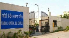 दिल्ली की जेल में दुष्कर्म के आरोपी कैदी ने महिला डॉक्टर से रेप की  कोशिश की, धक्का दे कर बच पाई