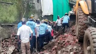 2 Killed, 4 Injured As Wall Collapses During Construction In Maharashtra's Dombivali | Rescue Ops Underway