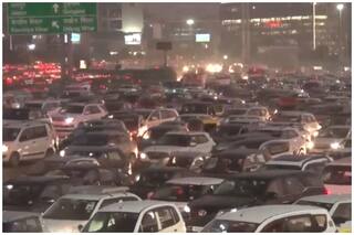 Delhi Witnesses Massive Traffic Jams Ahead Of Christmas: These Areas Are Most Impacted |  Full  List  Here
