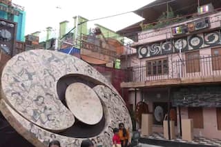 Durga Puja Pandal In Kolkata Reminds Of Doordarshan Days With Its Innovative Set Up, See Photos Here