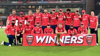 Pakistan vs England: आखिरी टी20 मैच में पाकिस्तान को हरा कर इंग्लैड ने 4-3 से सीरीज जीती