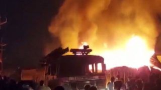 Maharashtra: Massive Fire Breaks Out At Godown in Thane's Mumbra Area, Fire Tenders Rushed To Spot