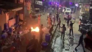 गुजरात: दिवाली की रात वडोदरा में सांप्रदायिक झड़पें, दंगाईयों ने पुलिस पर भी फेंका पेट्रोल बम