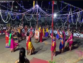 Jail Inmates Play 'Dandiya    to Celebrate Indore   s Triumph as Cleanest City