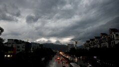 Delhi Rains: दिल्ली-एनसीआर में रिमझिम बारिश से मौसम हुआ सुहावना, नौ अक्टूबर तक बरसेंगे बादल
