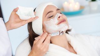 Shahnaz Husain Shares Best DIY Hacks to Remove Skin Tanning at Home