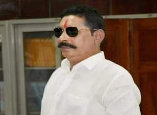 बिहार उपचुनाव: मोकामा में 2 बाहुबलियों की पत्नियों में टक्कर, बीजेपी ने खेला ये दांव