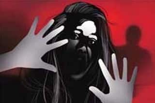 यूपी में खाकी हुई दागदार, फरियाद लेकर पुलिस चौकी पहुंची महिला का दरोगा ने किया यौन शोषण