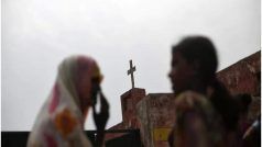 मध्य प्रदेश: आदिवासी बच्चों का धर्म बदलवाने का आरोप, गाड़ी में भरकर लाए थे सेंट पायस स्कूल