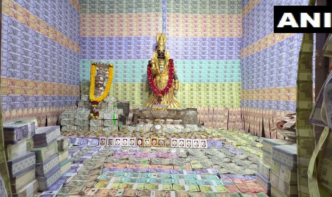 Navratri 2022: Andhra Temple Decorated With Currency Notes & Gold Worth Rs 8 Crore | See Pics