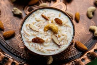 Raksha Bandhan 2023: रक्षाबंधन पर भाई को बनाकर खिलाएं ये खीर, जानें रेसिपी