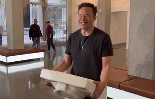 'Let That Sink In!': Musk, Self Proclaimed 'Chief Twit', Walks Into Twitter Headquarters With A Sink