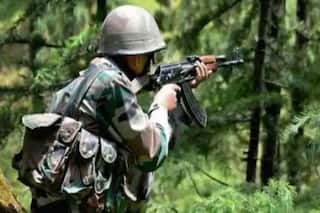छत्तीसगढ़ः कांकेर में पुलिस के साथ मुठभेड़ में मारे गए दो नक्सली, भारी मात्रा में हथियार बरामद