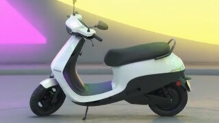 OLA ने लॉन्च की सस्ती इलेक्ट्रिक स्कूटर S1 Air, जानें कीमत और फीचर