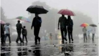 दिल्ली में बारिश ने तोड़ा रिकॉर्ड, यूपी में बंद हुए स्कूल, बिहार में बरसेंगे बादल, जानिए कैसा रहेगा मौसम