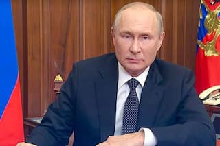 Russia Ukraine Crisis: यूक्रेन पर 36 घंटे तक हमले नहीं करेगा रूस, पुतिन ने संघर्ष विराम का दिया आदेश