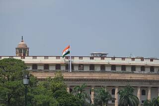 संसद का बजट सत्र : विपक्ष के हंगामे के बीच राज्यसभा 13 मार्च तक के लिए स्थगित