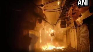 12 घंटे बाद भागीरथ पैलेस मार्केट में लगी आग पर पाया गया काबू, 50 से ज्यादा दुकानें जलकर राख