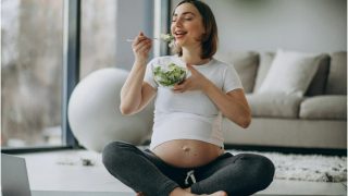 Winter Diet For Pregnant Women: 7 Food Items That Are Essential to Eat During Pregnancy