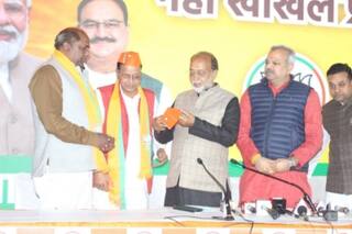 Delhi MCD Election 2022: चुनाव से पहले अरविंद केजरीवाल को झटका, भाजपा में शामिल हुए आप के तीन पूर्व विधायक