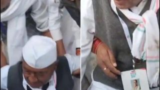 भारत जोड़ो यात्रा: दिग्विजय सिंह जमीन पर गिरे, कांग्रेस ने शिवराज सिंह की सड़कों को ठहराया जिम्मेदार