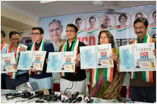 Congress Manifesto: लोक-लुभावने वादों के साथ कांग्रेस ने MCD चुनावों के लिए जारी किया घोषणापत्र, यहां हैं सभी डिटेल्स