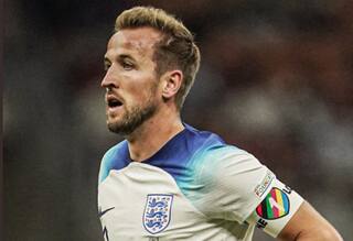 फीफा के कड़े प्रतिबंध नियमों के बाद यूरोपीय टीमों ने LGBTQ के समर्थन में 'वन लव' आर्मबैंड पहनने की योजना छोड़ी